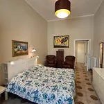 Apartamento Domus Passpartenope, Nápoles
