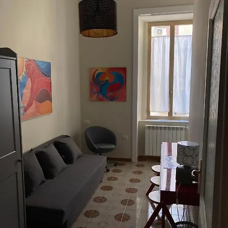 Domus Passpartenope, *