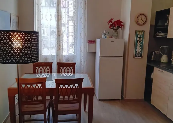 Domus Passpartenope, *